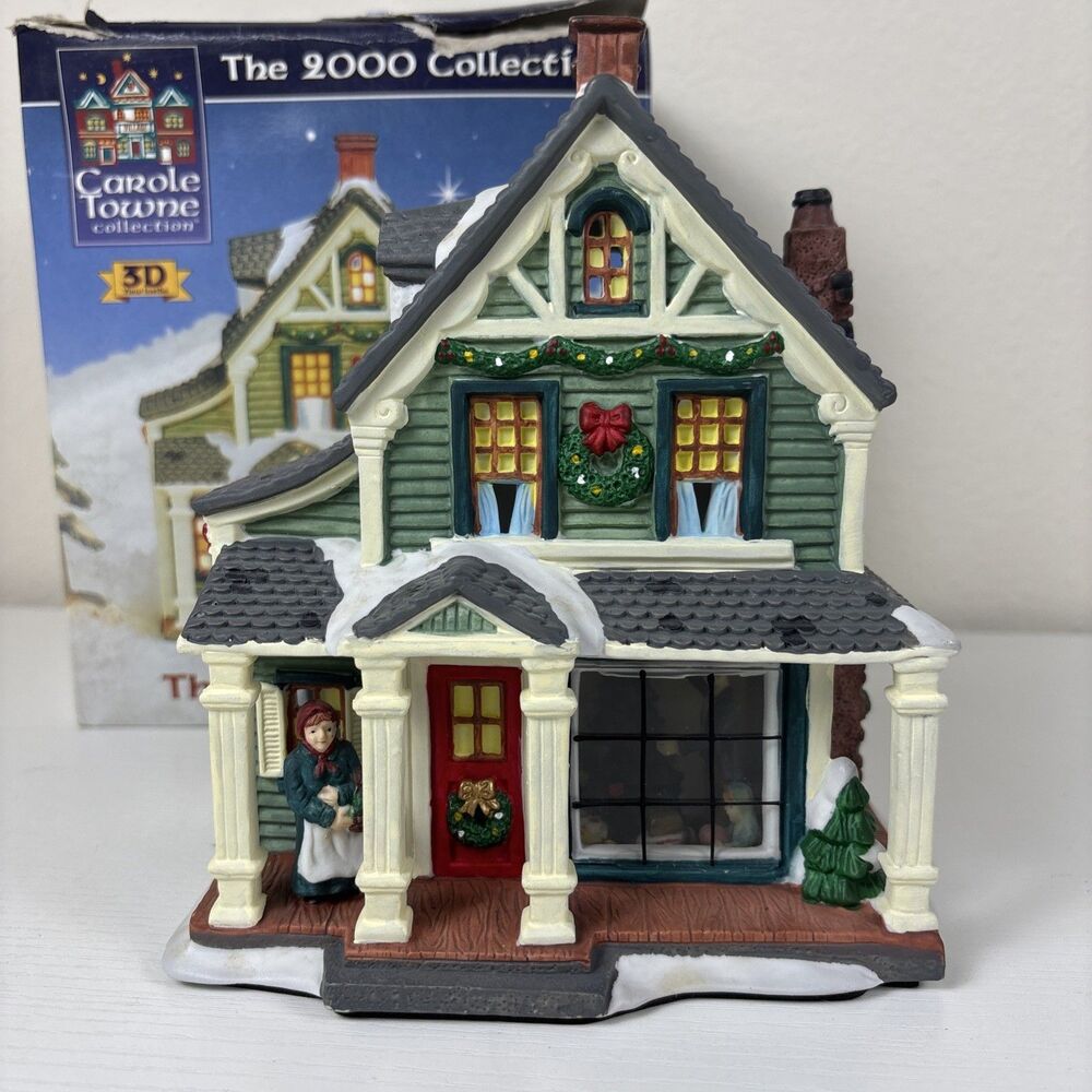 Carole Towne Sullivan House 2000 Collection 3D - Excellent condition lights up